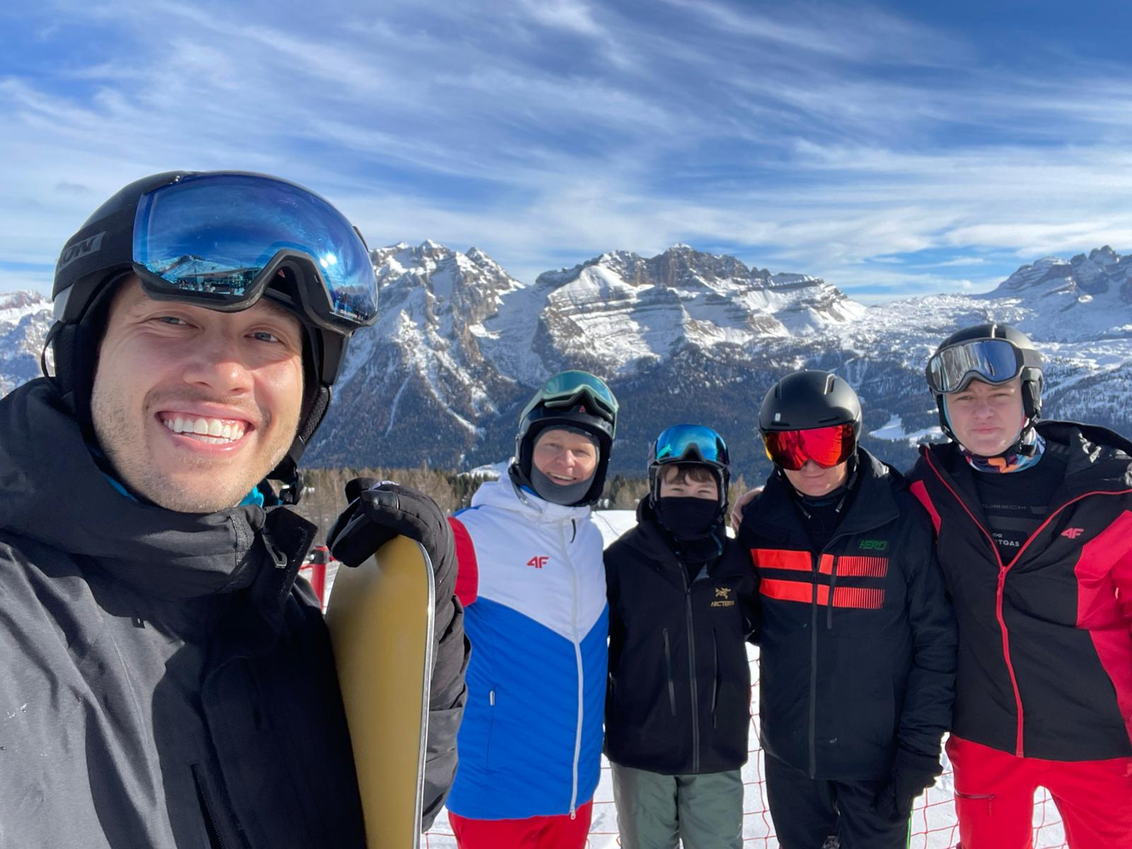 PHOTO 2025 12 08 12 28 57